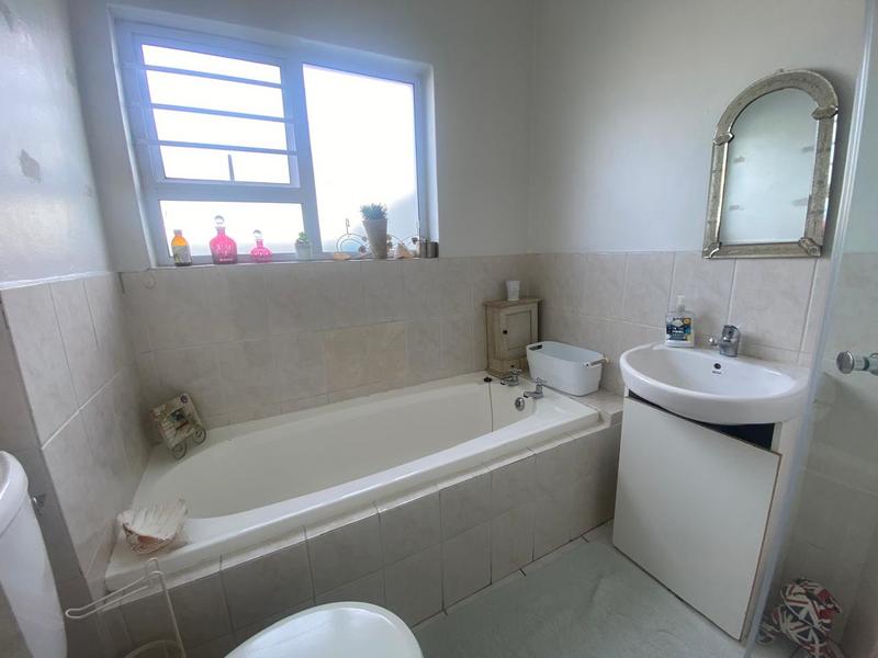 2 Bedroom Property for Sale in Goedemoed Western Cape